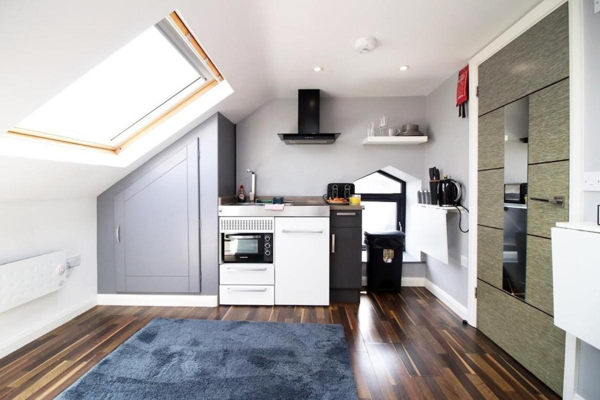 Chic & Trendy Studio Κάρντιφ Εξωτερικό φωτογραφία